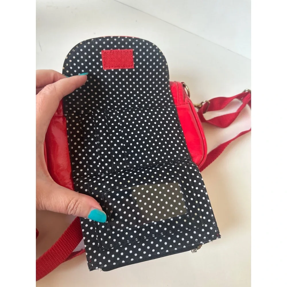 N/A red patent